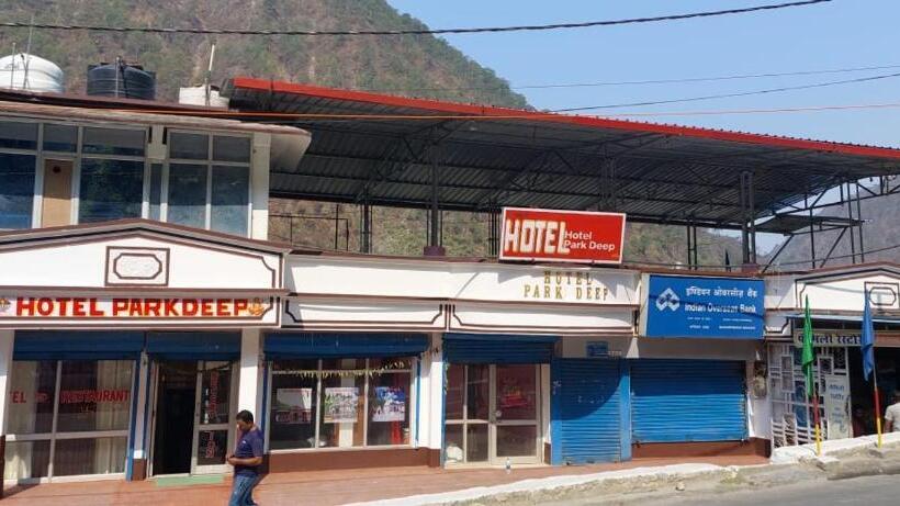 Hotel Parkdeep And Restaurant