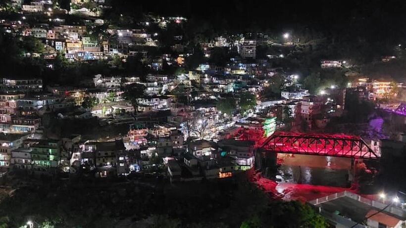 Hotel Parkdeep And Restaurant