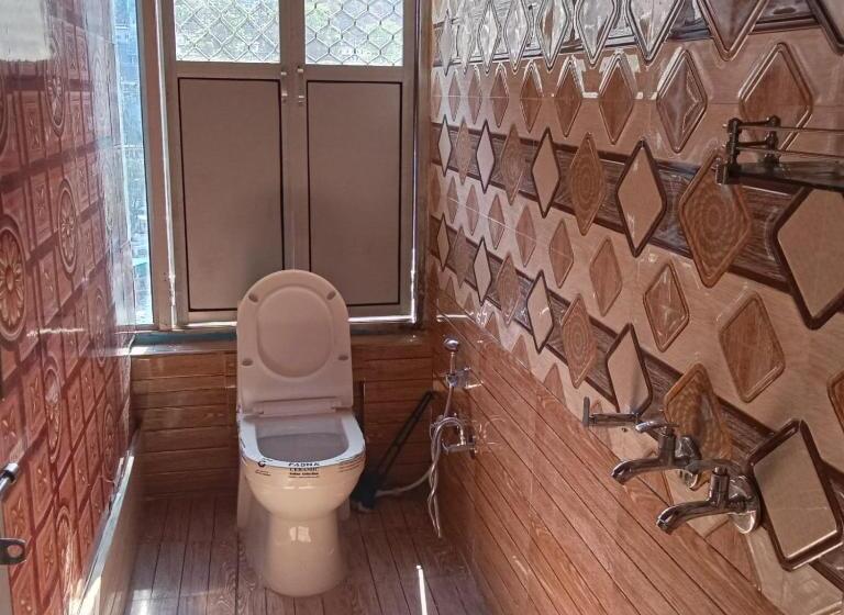 Hotel Parkdeep And Restaurant