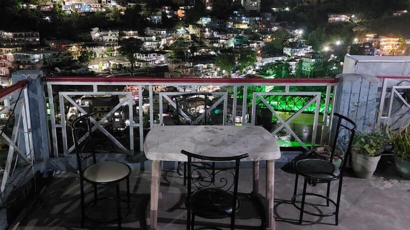 Hotel Parkdeep And Restaurant