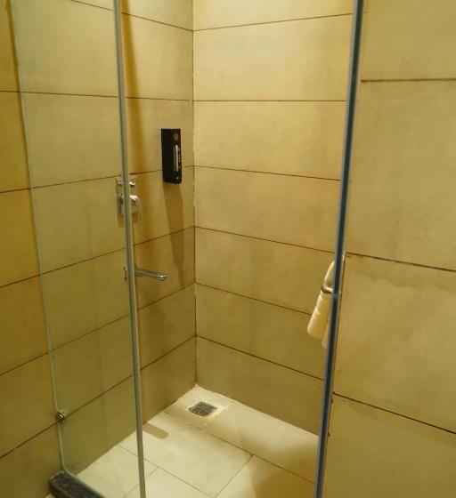 בית מלון כפרי Stay Well Zirakpur