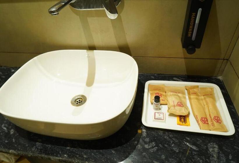 فندق Stay Well Zirakpur