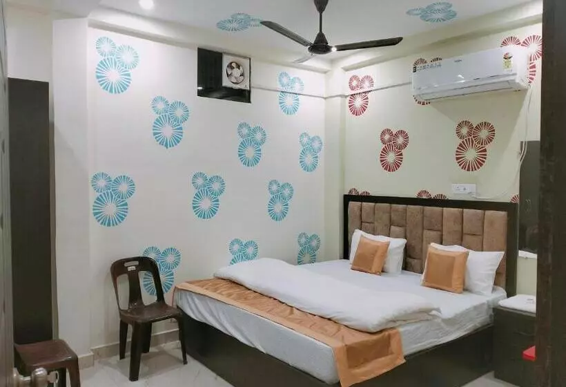 Super Hotel O Ayodhya