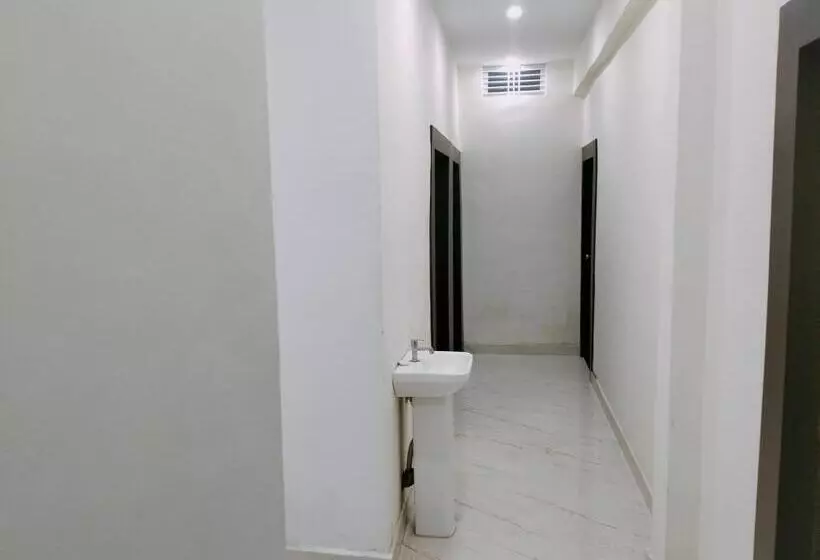 Super Hotel O Ayodhya