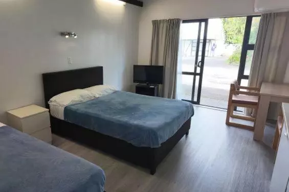 モーテル Knightsbridge Motor Lodge