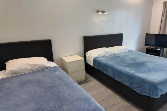 モーテル Knightsbridge Motor Lodge