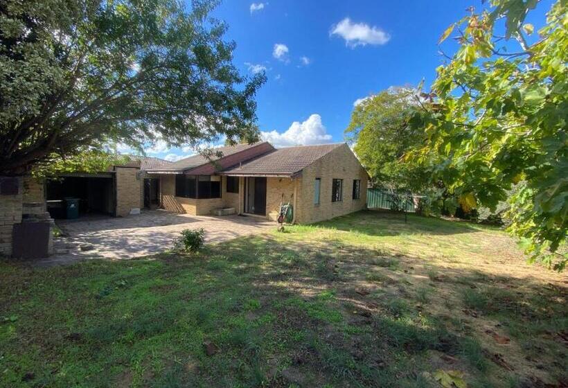 پانسیون Green Annan House