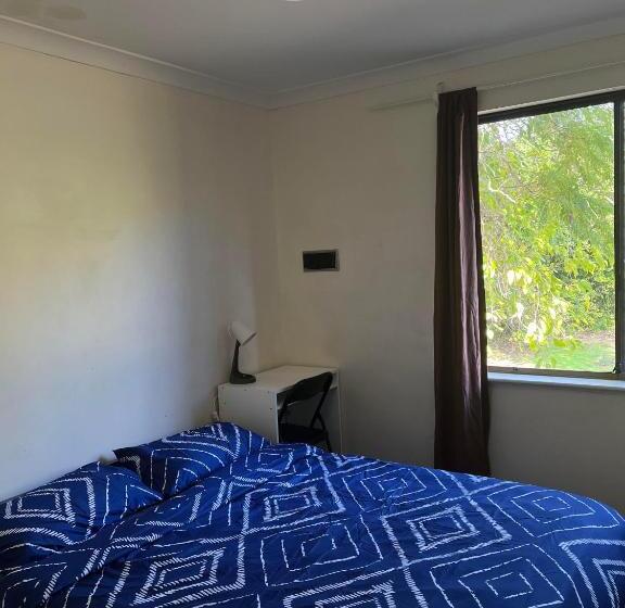 پانسیون Green Annan House