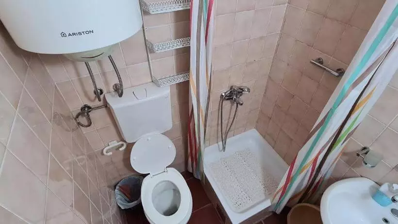 پانسیون Guest House Andrea