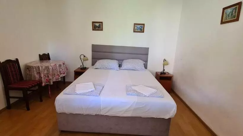 پانسیون Guest House Andrea