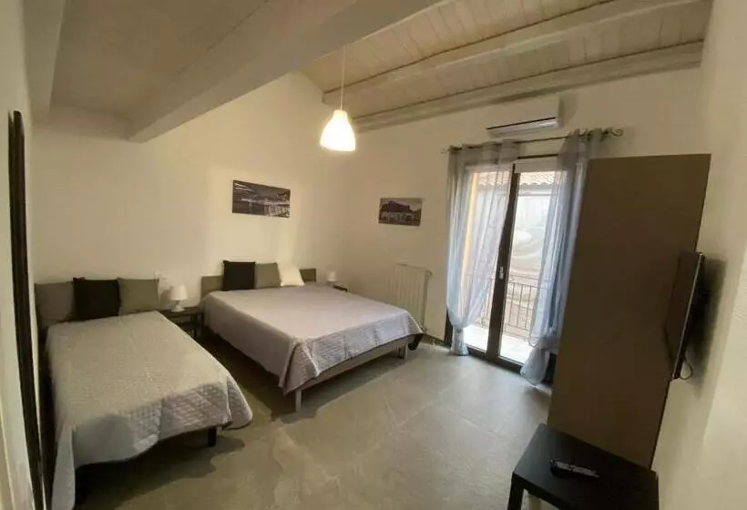 Majatalo L Oasi Del Tirreno