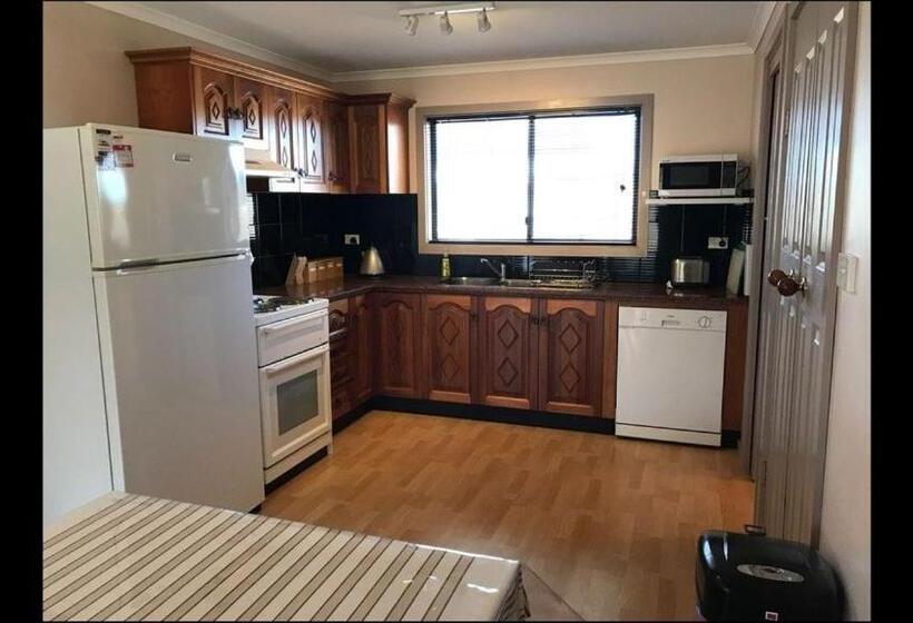 膳宿费 Moonbah Loft