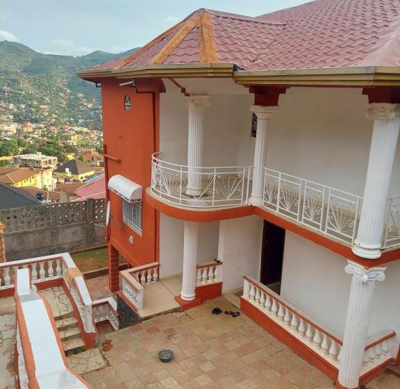 پانسیون Mountain View Villa