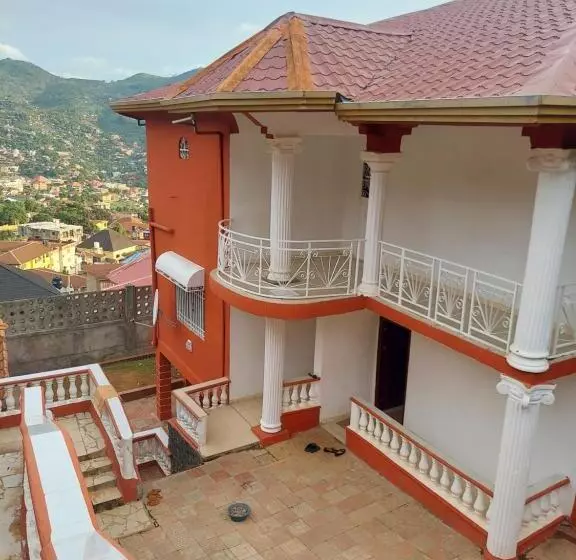 پانسیون Mountain View Villa