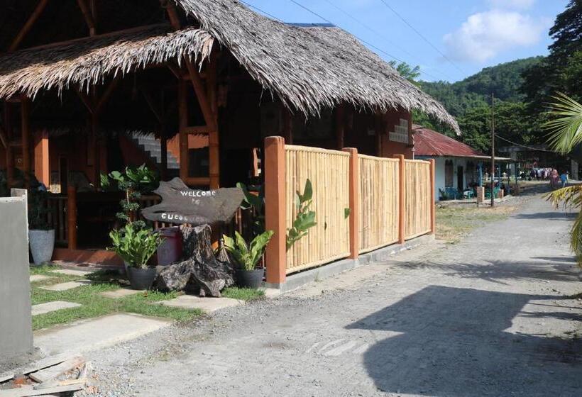 펜션 Orangutans Guest House