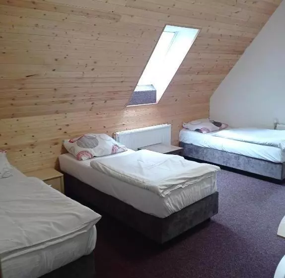 Majatalo Penzion Pralinka Sro Jesenice U Rakovníka