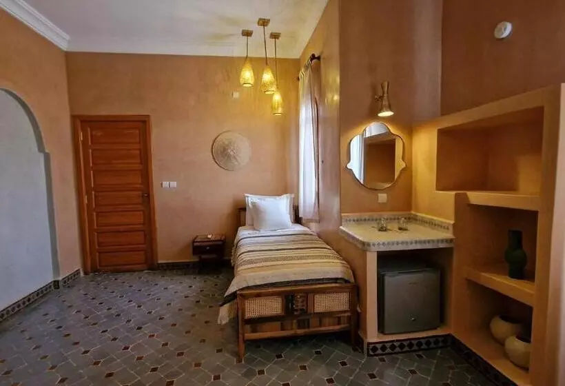 ペンション Riad Villa Amood