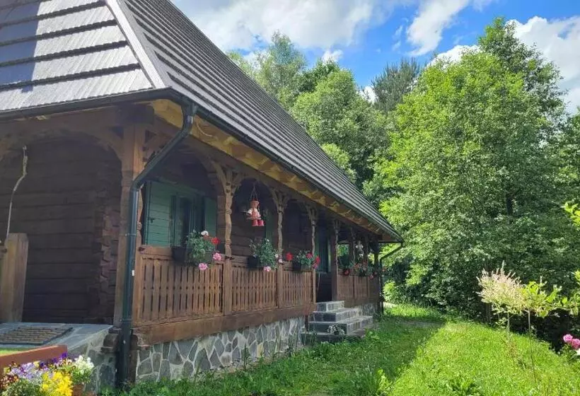 Majatalo River Song Inn