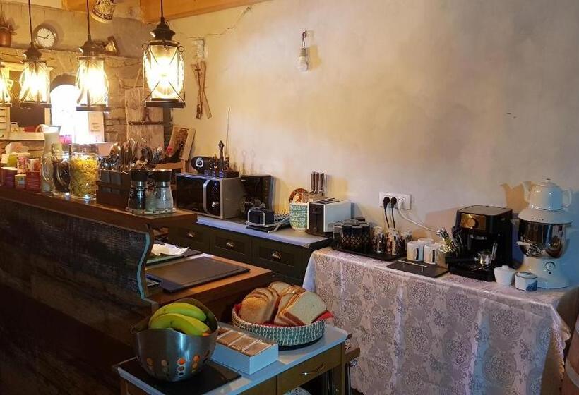 بنسيون River Song Inn