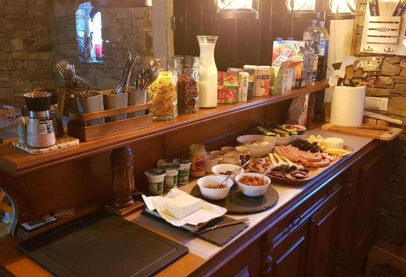 بنسيون River Song Inn