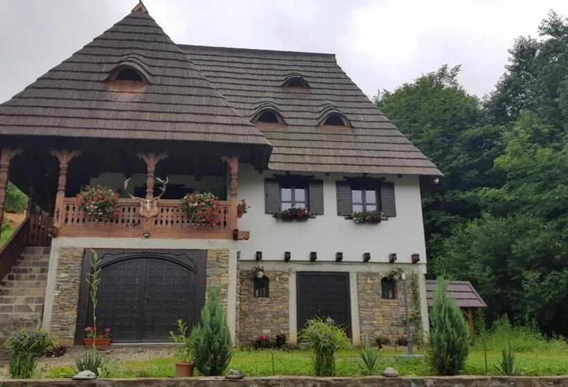 بنسيون River Song Inn