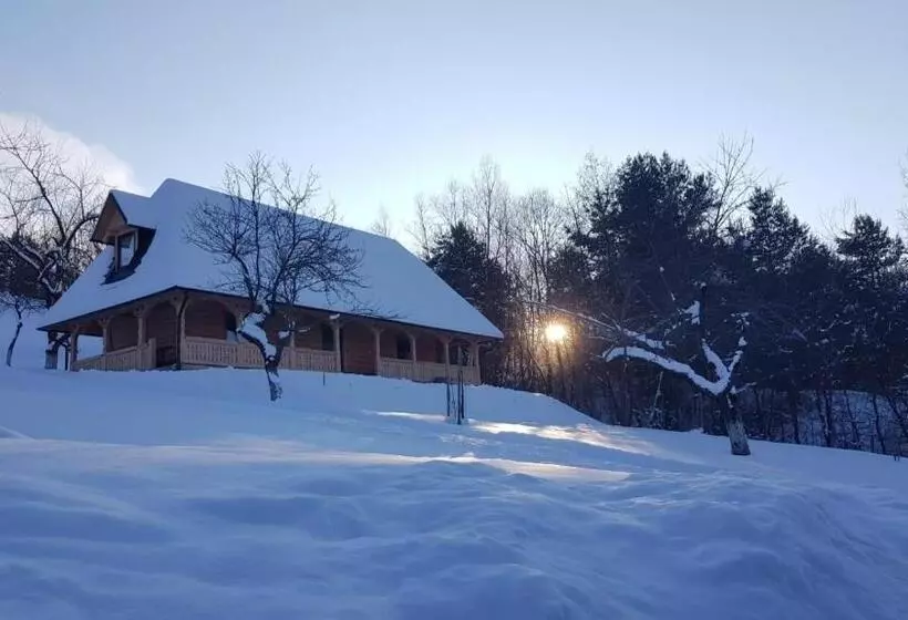 Majatalo River Song Inn