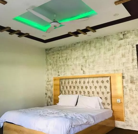 پانسیون Skardu River Resort