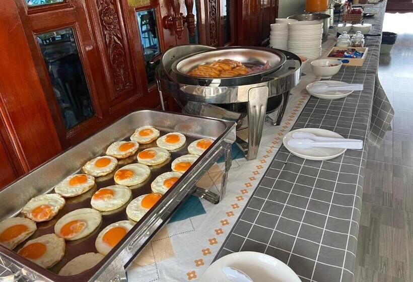 Tanaporn Resort Bangsaphan