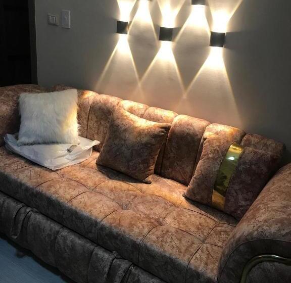 شاليه ببورتو السخنه بحديقه Heaven Hills مكيف بالكامل غرفه واحده عائلات فقط