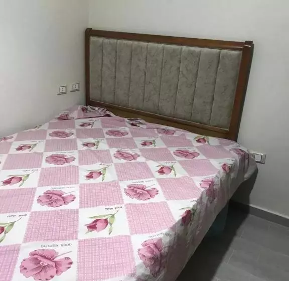 شاليه ببورتو السخنه بحديقه Heaven Hills مكيف بالكامل غرفه واحده عائلات فقط