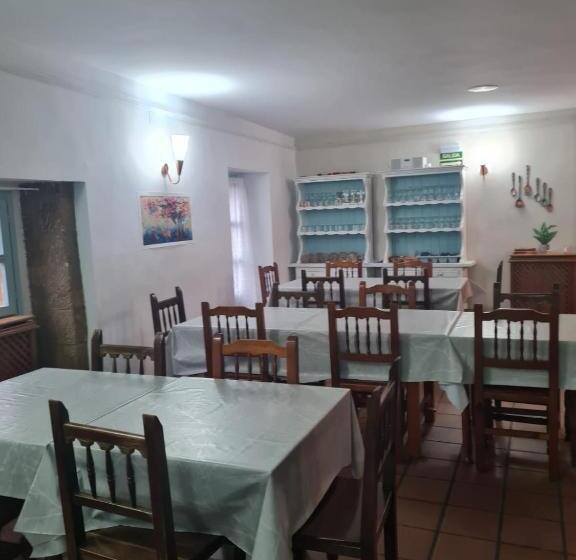 Bar Restaurante Albergue De Uncastillo