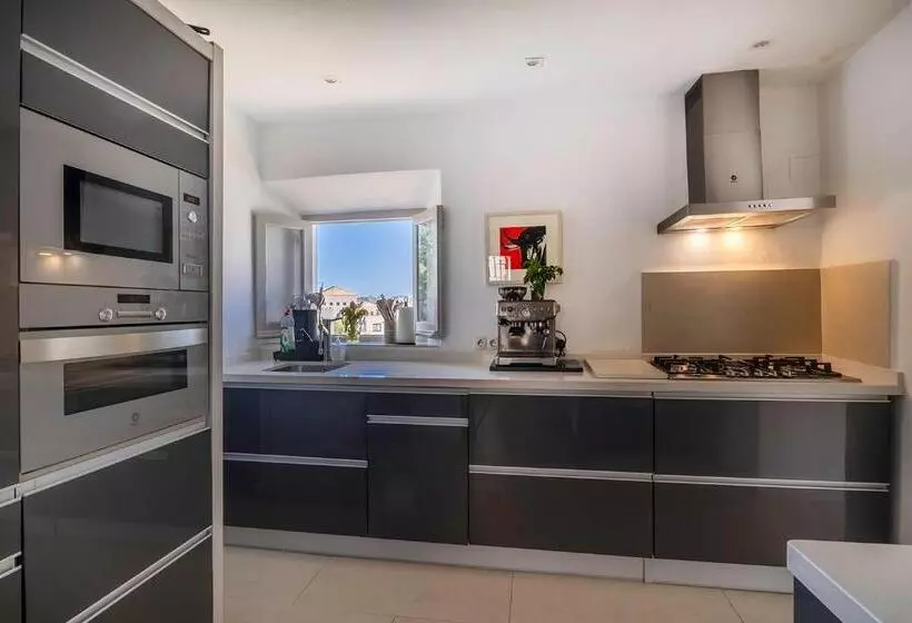 ベッドアンドブレックファースト Casa Jardin Competa