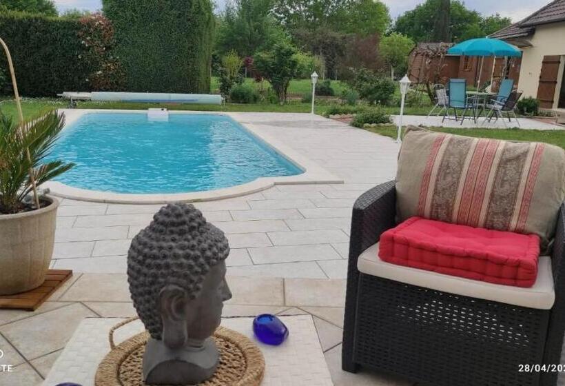 مبيت وإفطار Chambre D Hôtes à Mouleydier