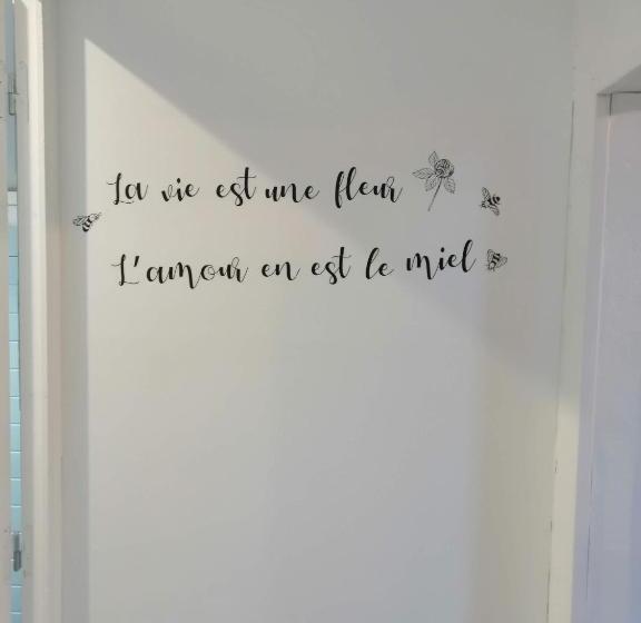 مبيت وإفطار Chambre D Hôtes à Mouleydier