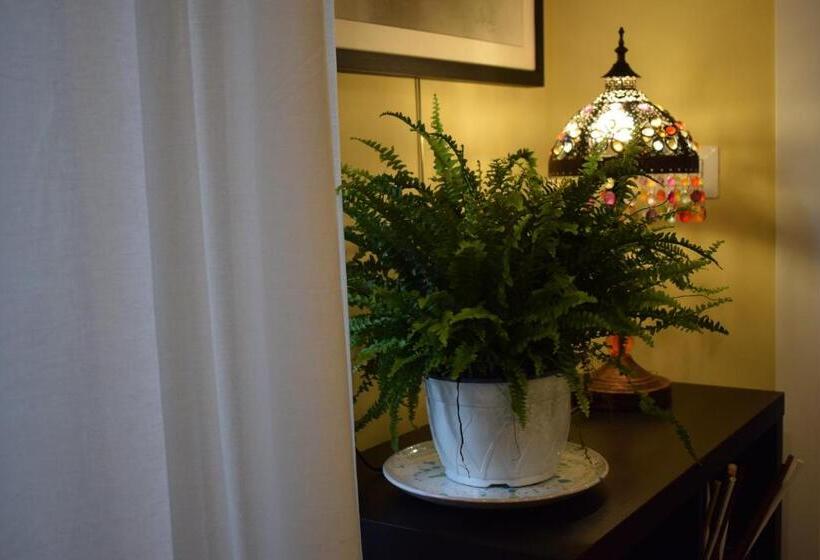 تختخواب و صبحانه La Dimora Dell Arte