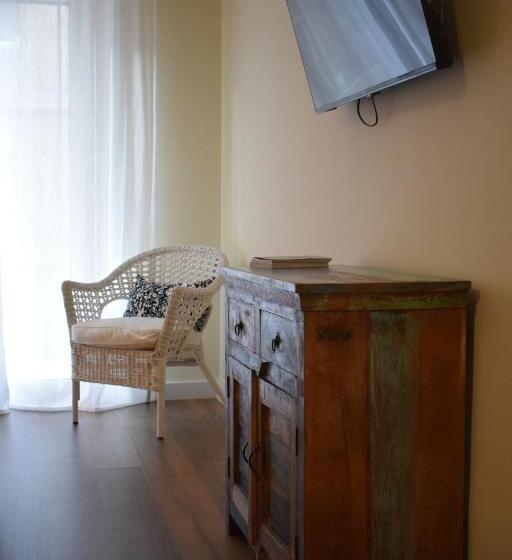 تختخواب و صبحانه La Dimora Dell Arte