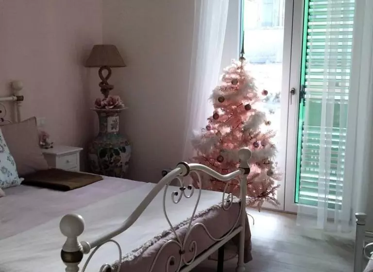 Aamiaismajoitus (B&B) La Fenice Luxury Home