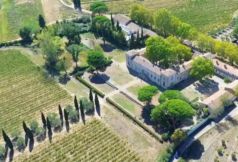 Aamiaismajoitus (B&B) Seigneurie De Peyrat