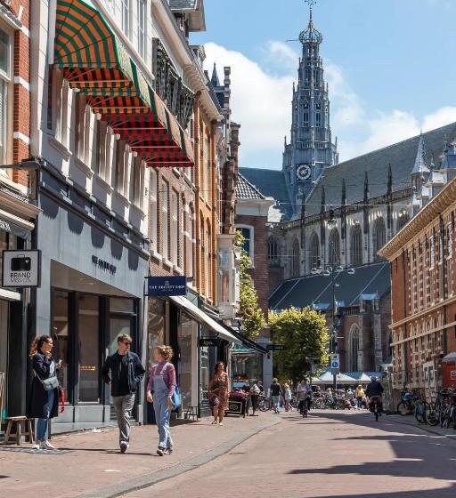 تختخواب و صبحانه Tranquil Guest House