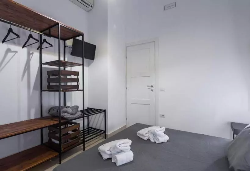 Aamiaismajoitus (B&B) Vesuvio Plaza Room