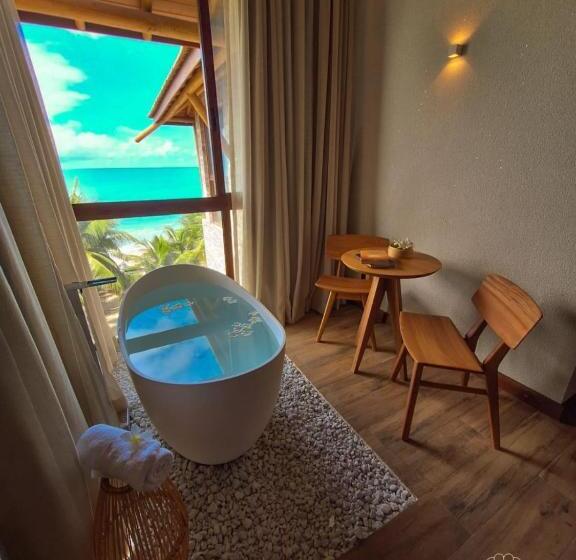 هتل Almareia Boutique