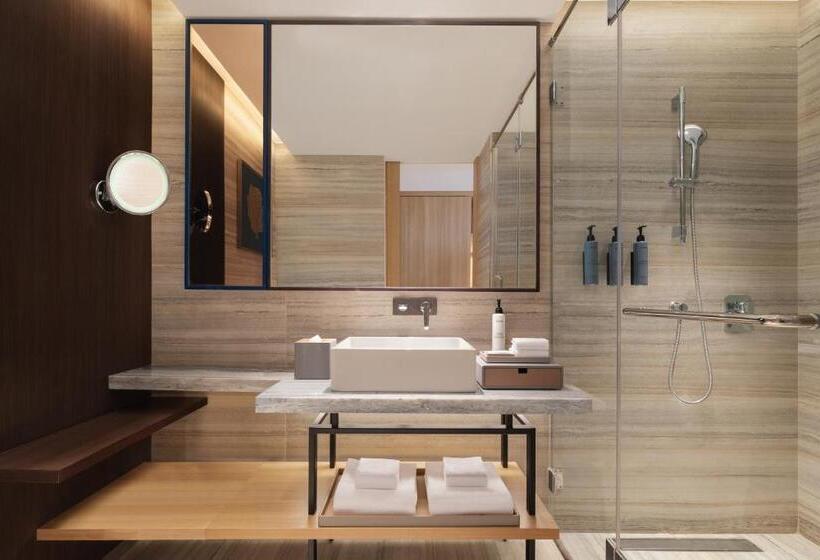 هتل Courtyard By Marriott Goa Colva