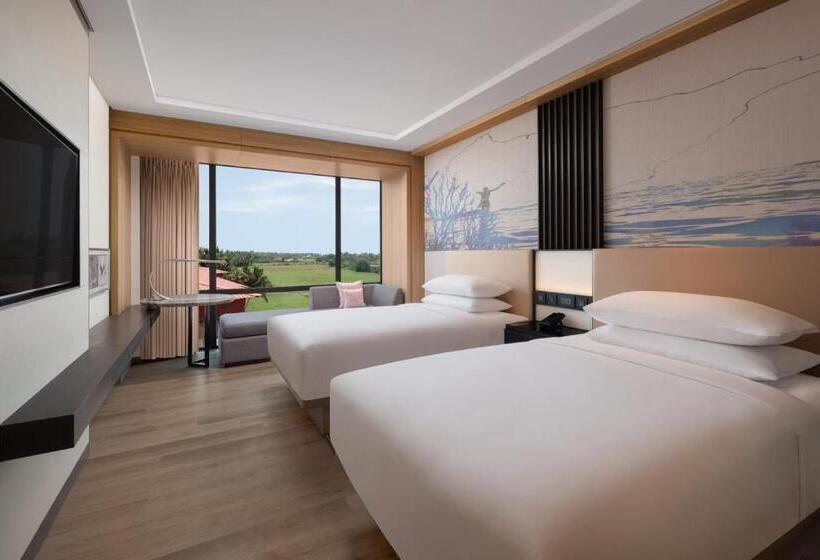 هتل Courtyard By Marriott Goa Colva