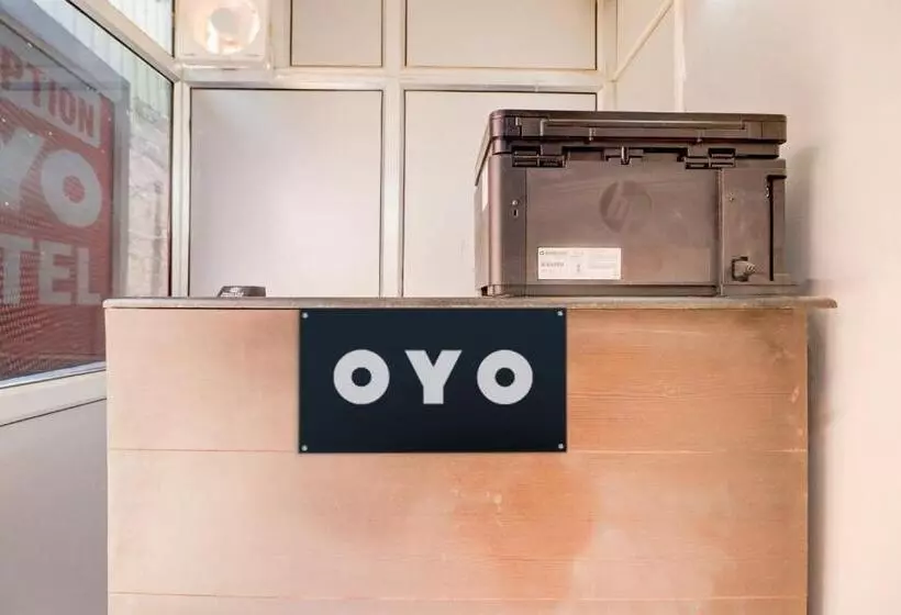 ホテル Oyo 82417 Radhe