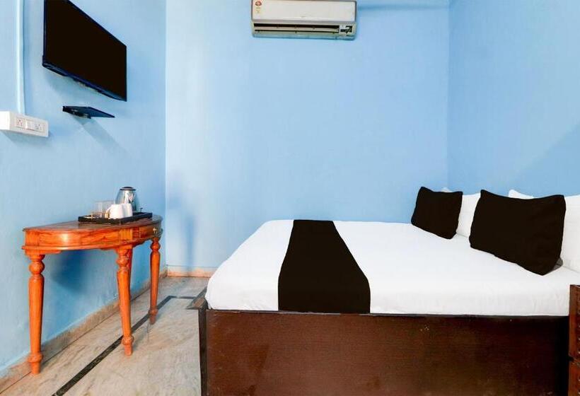 Hotel Oyo 82417 Radhe