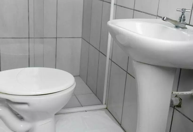 Hotelli Renata Tubarão