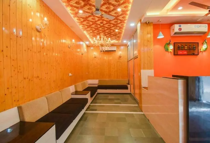 Oyo Hotel Amer