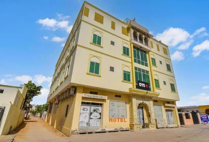 Oyo Hotel Amer
