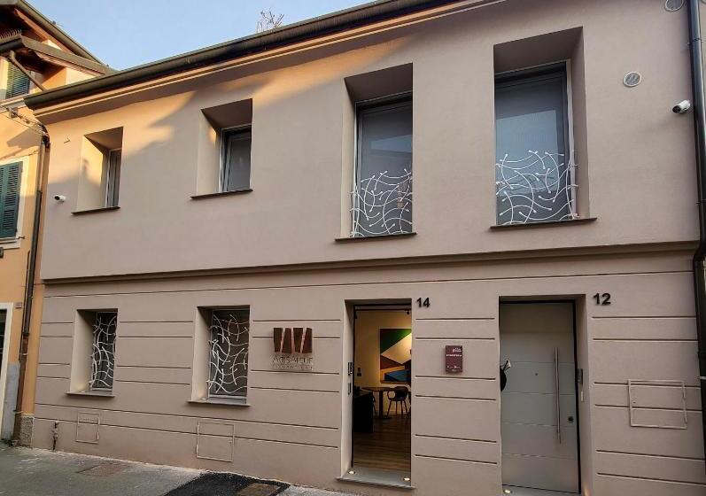 膳宿费 Adisartur Elegant B&b