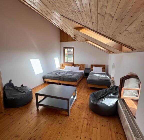 بنسيون Feelmountains